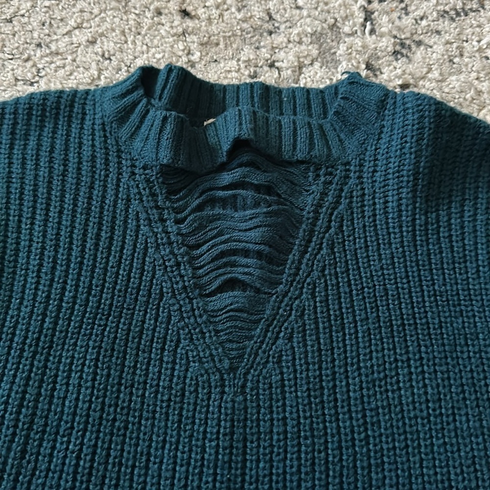 Moral Fiber Womens Distressed Peacock Green Sweater Size Large - Picture 3 of 3